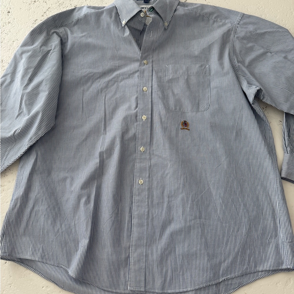 Tommy Hilfiger Men's Blue and White Striped Shirt